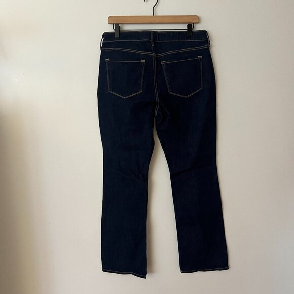Old Navy Mid-Rise Wow Boot Cut Jeans Dark Wash Women's Size 12 Short - Picture 5 of 8